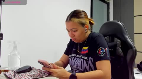 ALMA FENIX  online show from 03-21-26, 12:32