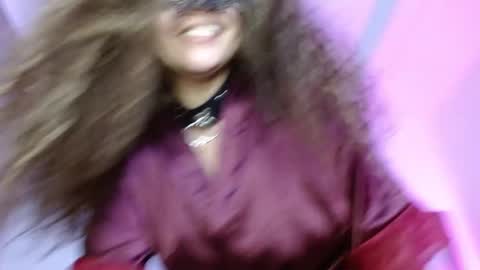 Snapshot of alma_sexyy chatting on 02-28-25, 08:09 Alma online show from 02-28-25, 08:09