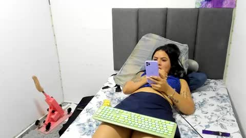 Snapshot of almaa__ chatting on 02-19-25, 09:58 Alma online show from 02-19-25, 09:58