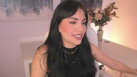 Mia online show from 07-30-26, 04:50