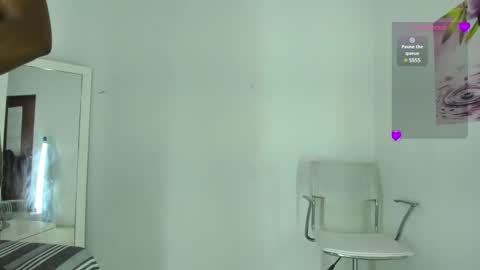 Snapshot of almasaennz chatting on 12-20-24, 07:17 online show from 12-20-24, 07:17