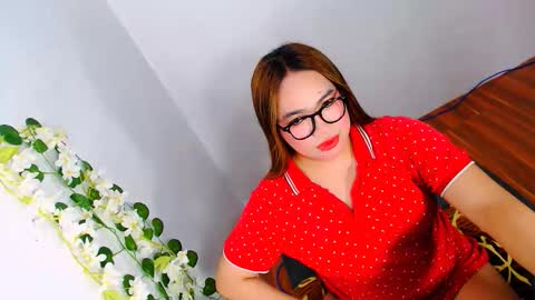 Almira online show from 11-12-25, 08:26