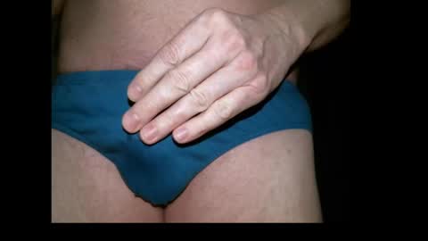 Snapshot of almost__home chatting on 03-12-25, 03:51 almost__home online show from 03-12-25, 03:51