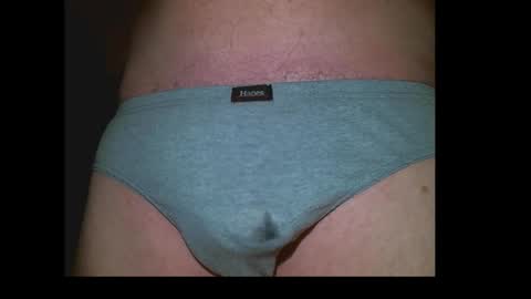 Snapshot of almost__home chatting on 11-23-25, 06:24 almost__home online show from 11-23-25, 06:24