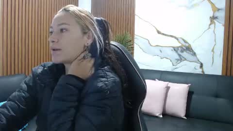 alonddra_tay online show from 07-29-26, 11:30
