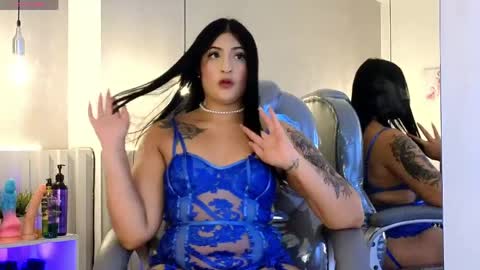 alondra_king online show from 04-27-26, 03:59