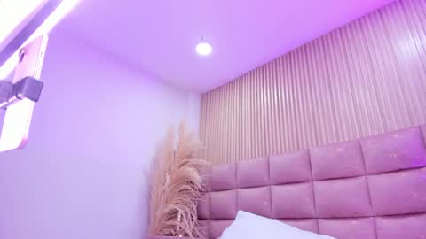 ALONDRA CUTE online show from 05-14-26, 06:09
