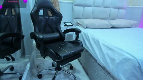 ALONDRA CUTE online show from 05-17-26, 04:32