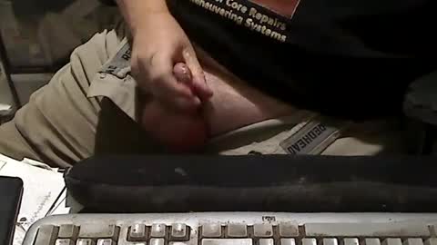 Loooopy online show from 07-18-26, 10:08
