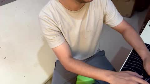 alpha_6969 online show from 04-12-26, 10:42