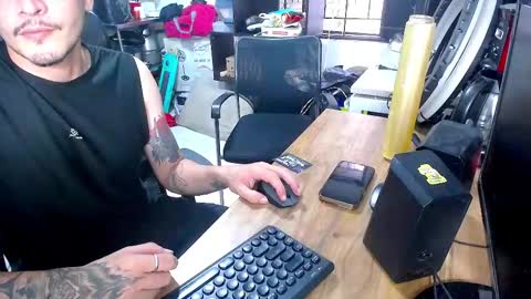 Snapshot of alpha_latino777 chatting on 01-11-26, 09:20 alpha_latino777 online show from 01-11-26, 09:20