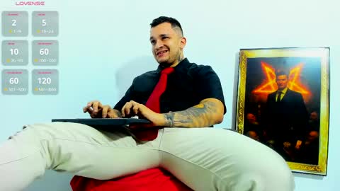 Snapshot of alpha_paganni chatting on 04-28-26, 06:40 alpha paganni online show from 04-28-26, 06:40