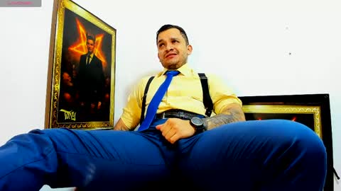 Snapshot of alpha_paganni chatting on 05-13-26, 01:36 alpha paganni online show from 05-13-26, 01:36