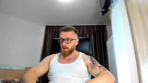 Alphaalexxx Lets reach Me 100 thumbs up online show from 06-10-26, 05:12