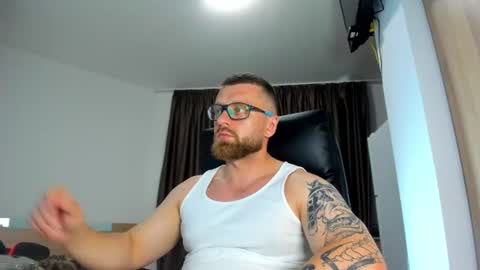 Alphaalexxx Lets reach Me 100 thumbs up online show from 07-07-26, 04:33