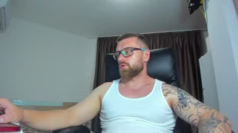 Alphaalexxx Lets reach Me 100 thumbs up online show from 07-28-26, 07:39