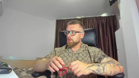 Alphaalexxx Lets reach Me 100 thumbs up online show from 07-29-26, 01:20