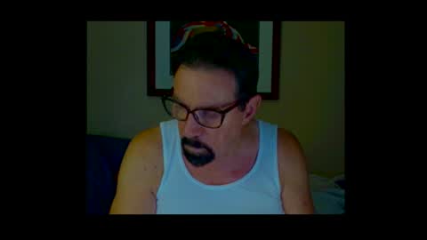 Snapshot of alphablue_wolf1295 chatting on 10-15-25, 08:58 alphablue_wolf1295 online show from 10-15-25, 08:58