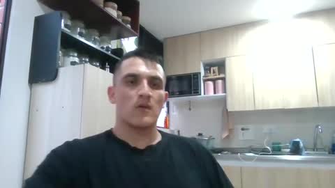 Snapshot of alphadesire69 chatting on 09-25-25, 06:55 AlphaDesire69 online show from 09-25-25, 06:55