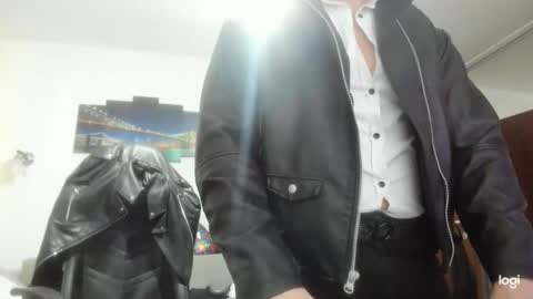 Snapshot of alphagodleatherking92 chatting on 12-04-24, 08:34 LeatherMaster online show from 12-04-24, 08:34