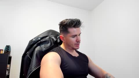 Snapshot of alphagodleatherking92 chatting on 01-08-25, 12:58 LeatherMaster online show from 01-08-25, 12:58