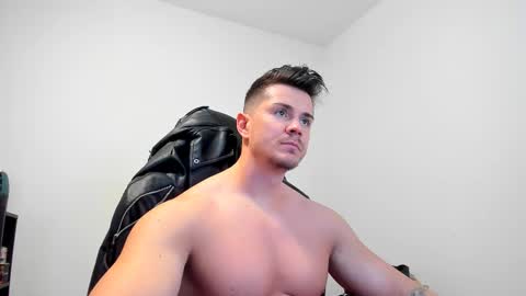 Snapshot of alphagodleatherking92 chatting on 02-26-25, 08:15 LeatherMaster online show from 02-26-25, 08:15