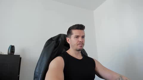 Snapshot of alphagodleatherking92 chatting on 09-19-25, 09:43 LeatherMaster online show from 09-19-25, 09:43