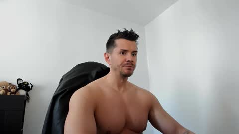 Snapshot of alphagodleatherking92 chatting on 03-13-26, 10:33 LeatherMaster online show from 03-13-26, 10:33