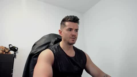 Snapshot of alphagodleatherking92 chatting on 03-23-26, 11:58 LeatherMaster online show from 03-23-26, 11:58