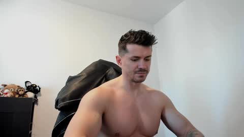 Snapshot of alphagodleatherking92 chatting on 05-10-26, 11:26 LeatherMaster online show from 05-10-26, 11:26
