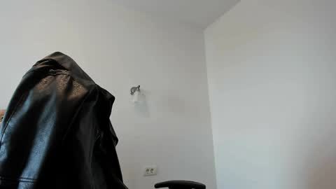 LeatherMaster online show from 06-03-26, 02:33