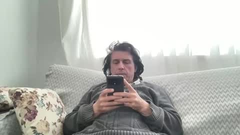 Snapshot of alphandre chatting on 03-11-25, 09:13 AlphAndre online show from 03-11-25, 09:13