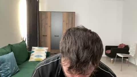 Jhonny online show from 12-16-24, 06:43