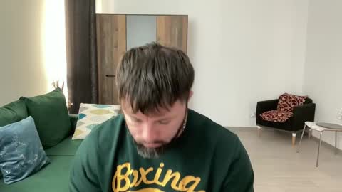 Jhonny online show from 12-18-24, 07:04