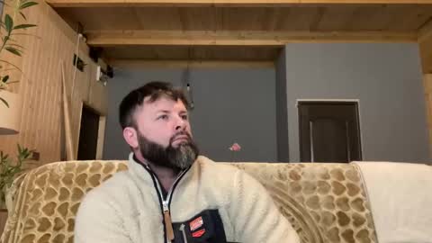 Jhonny online show from 11-19-25, 03:50