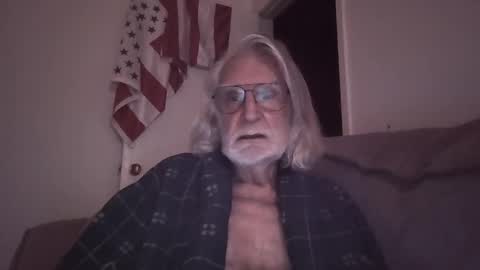 AlphaUniform online show from 03-19-26, 11:36