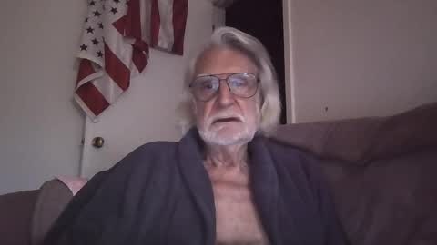 AlphaUniform online show from 05-22-26, 10:10