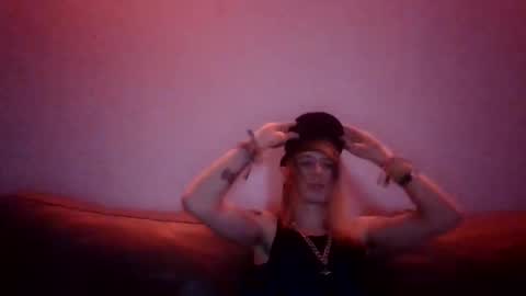 altboy010 online show from 10-30-25, 06:52