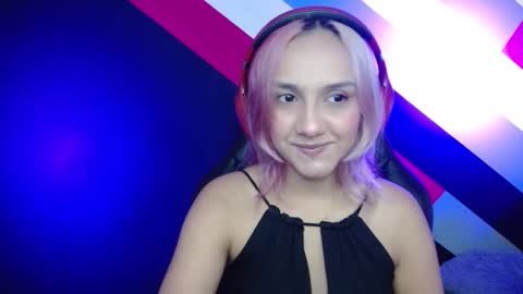 Snapshot of alterego1__ chatting on 12-17-24, 04:00 Alter online show from 12-17-24, 04:00