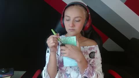 Snapshot of alterego1__ chatting on 02-18-25, 06:37 Alter online show from 02-18-25, 06:37