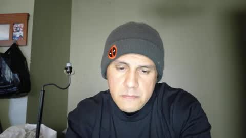 Snapshot of alucard76000 chatting on 04-20-26, 06:20 Cestus online show from 04-20-26, 06:20