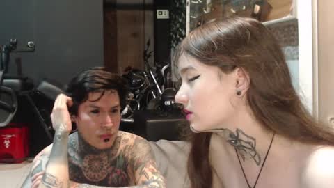 Snapshot of alucardcarmilaa chatting on 09-11-25, 04:01 Alucard  Carmila online show from 09-11-25, 04:01