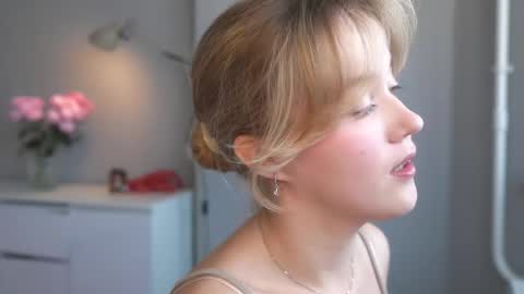 Snapshot of aluntick chatting on 06-09-26, 02:28 Amelia NEXT STREAM online show from 06-09-26, 02:28