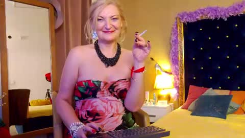 Snapshot of alura_jenson_ chatting on 06-11-26, 02:53 Alura Jenson online show from 06-11-26, 02:53
