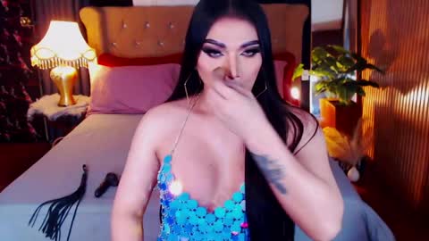 Snapshot of alurajhenson chatting on 05-04-26, 12:28 Alura Jhenson online show from 05-04-26, 12:28