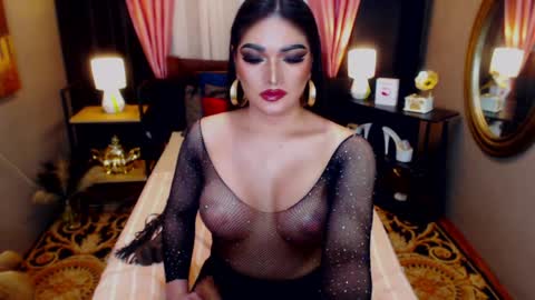 Snapshot of alurajhenson chatting on 05-30-26, 11:57 Alura Jhenson online show from 05-30-26, 11:57