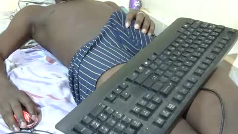 Snapshot of alwayshorny2567 chatting on 11-17-25, 02:45 alwayshorny2567 online show from 11-17-25, 02:45