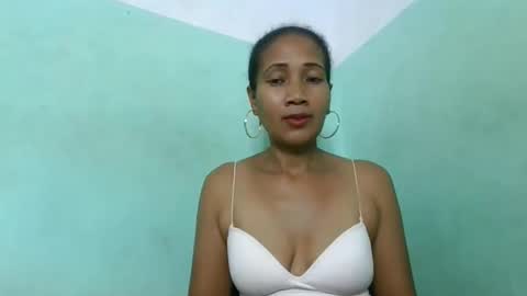 Snapshot of alyahtah chatting on 06-06-26, 07:13 alyahtah online show from 06-06-26, 07:13