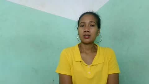 Snapshot of alyahtah chatting on 06-21-26, 06:27 alyahtah online show from 06-21-26, 06:27