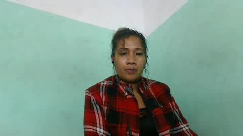 Snapshot of alyahtah chatting on 06-25-26, 06:01 alyahtah online show from 06-25-26, 06:01